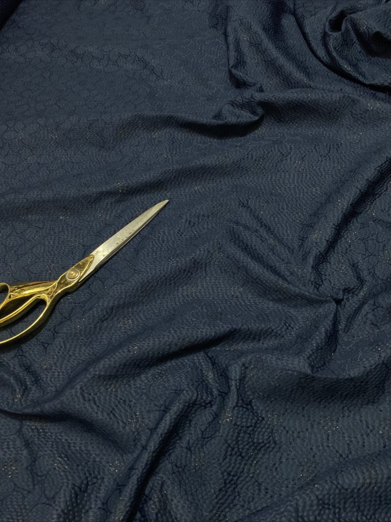 NEWMWeight Dark Navy CrepePolyester Floral Print CushionCraft FabricFREE PP 325378569431