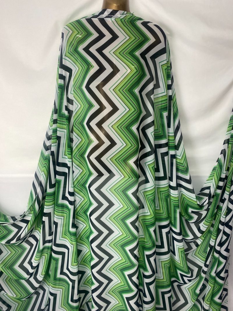 NEW Smooth Chiffon ChevronZig Zag Print DressCrafts FabricFREE PP 226172521682