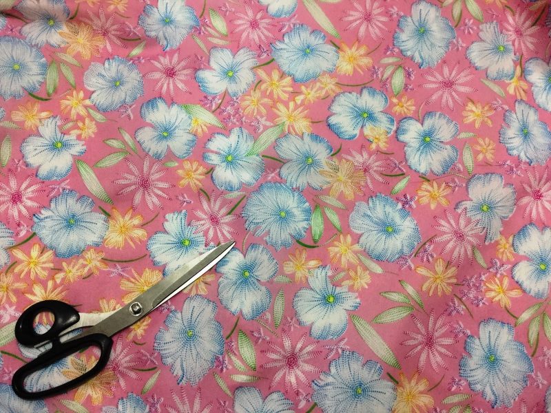 NEW Pink Baby Blue Smooth ChiffonGeorgette Floral Print DressCraft Fabric 323209611343