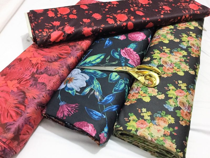 NEWStretch Poly Viscose Jersey Floral 6 DressCraftCurtain FabricFREE PP 322710049704