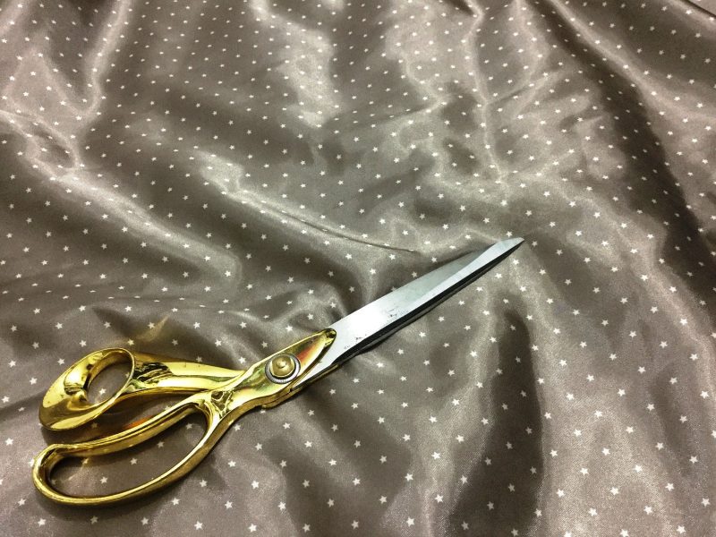 NEW LWeight Smooth Liquid Satin Taupe Ivory Stars Print Fabric FREE POSTAGE 222904415825