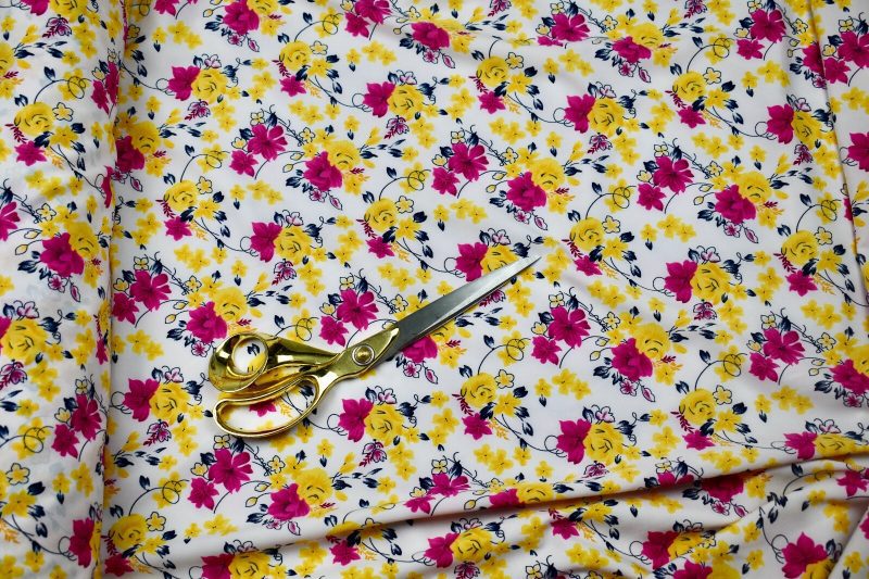 NEWPolyester Microfiber Pink Yellow Floral Print DressCraft Fabric FREE PP 224494554996