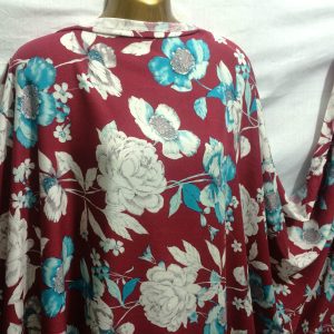 *New*Soft Viscose Maroon/White Floral Roses Print Dress/Craft Fabric*FREE P&P*