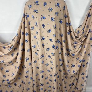 Smooth L/M Weight 100% Polyester Floral Print 6 Dress/Craft Fabric