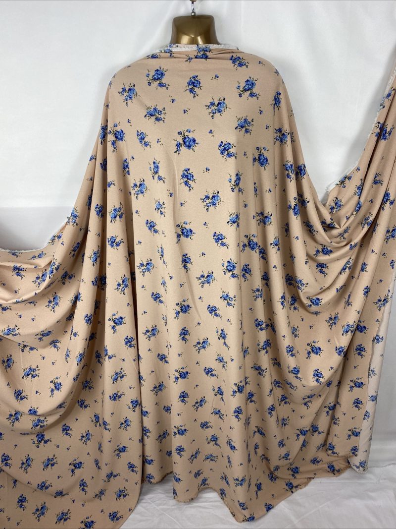 NEWSmooth LM Weight 100 Polyester Floral Print 6 DressCraft FabricFREE PP 225614121747