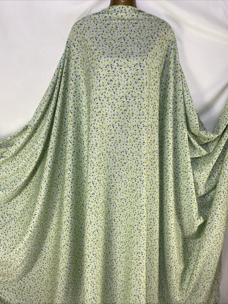 NEWSmooth Soft MWeight Polyester Floral 15 Print DressCraft FabricFREE PP 226759133547